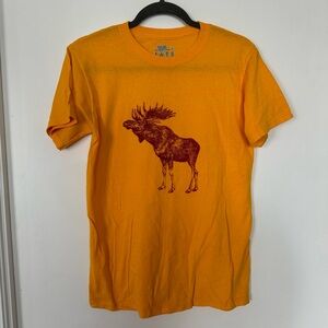 Moose shirt yellow